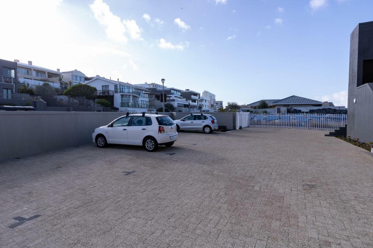Small Bay Beach Suites Cape Town Exterior foto