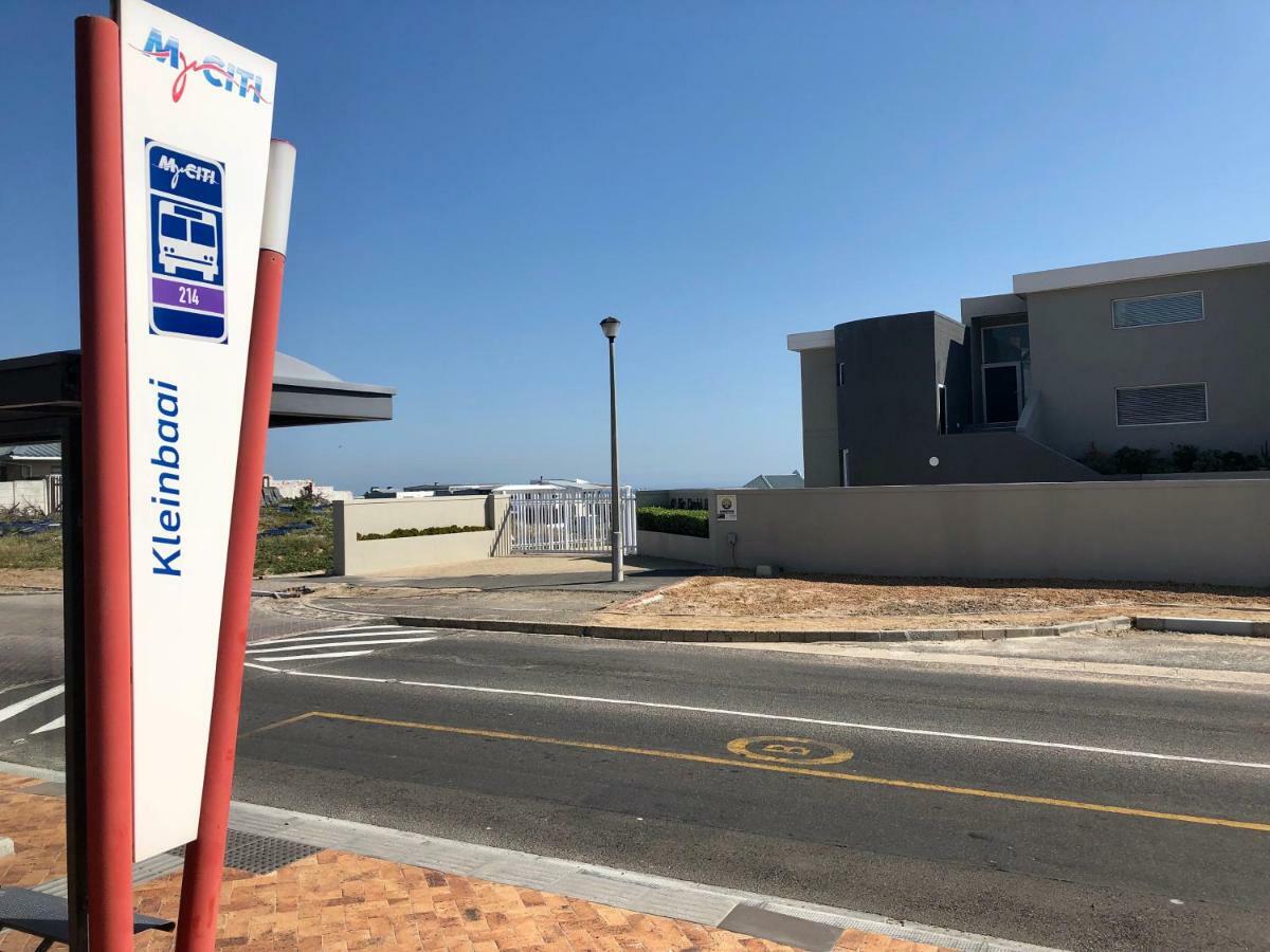 Small Bay Beach Suites Cape Town Exterior foto